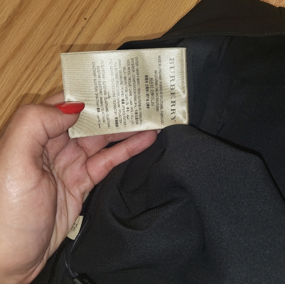 15. NWT BURBERRY WOOL PENCIL SKIRT SIZE US 4 - Picture 5 of 6